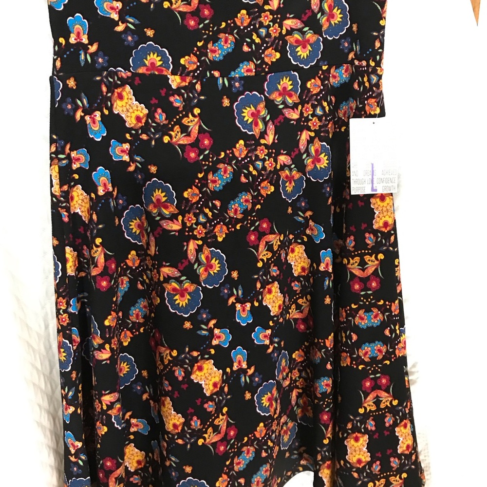 Brand new Lularoe Cassie skirt